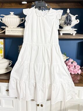 crown & ivy White Ruffle Sleeve Tiered Midi Dress